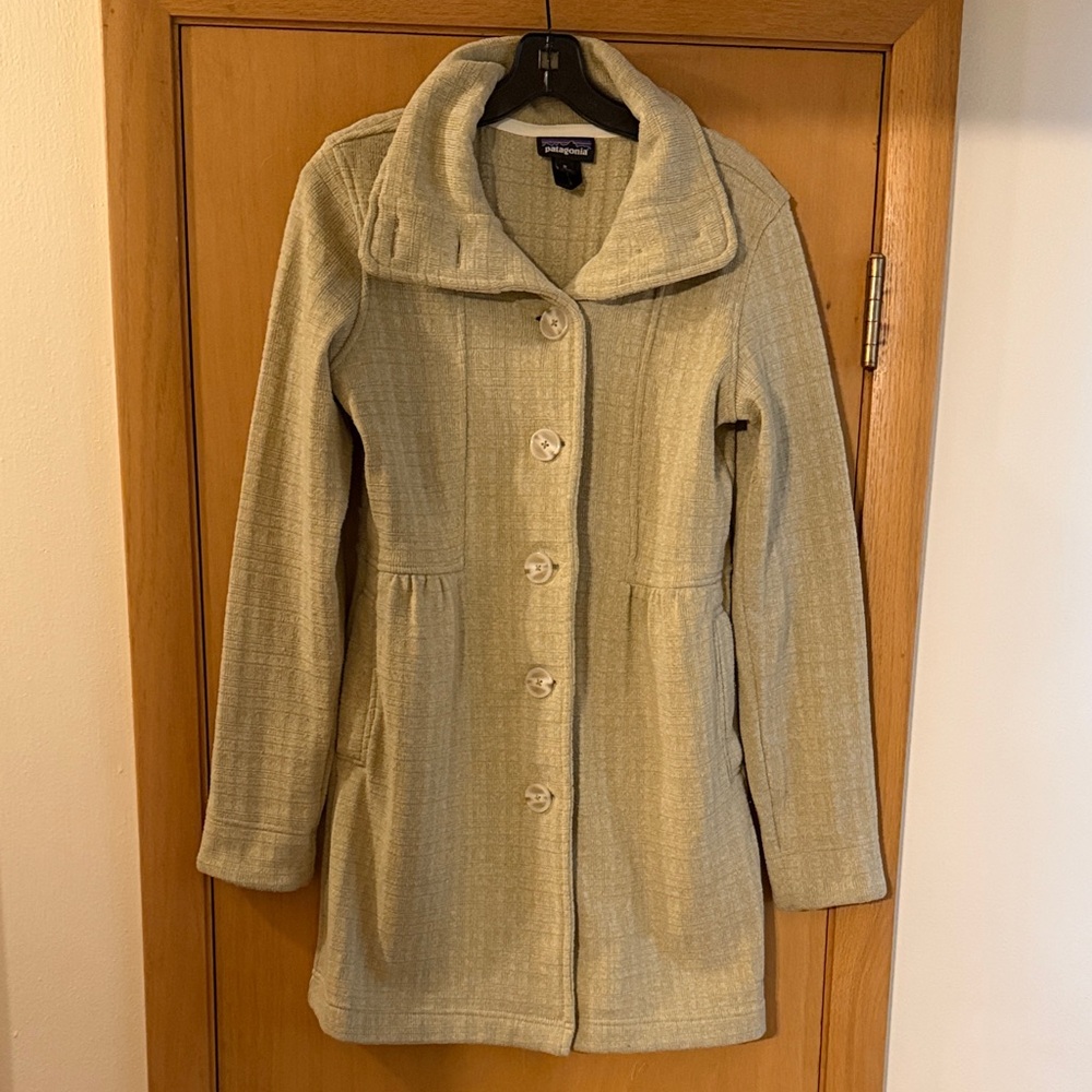 Patagonia Women’s Better Sweater Coat Button Down Peacoat Tan Size Medium